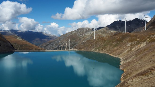 Wasserkraft und Windkraft